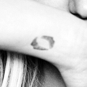 Tatouage : bouche - Britney Spers