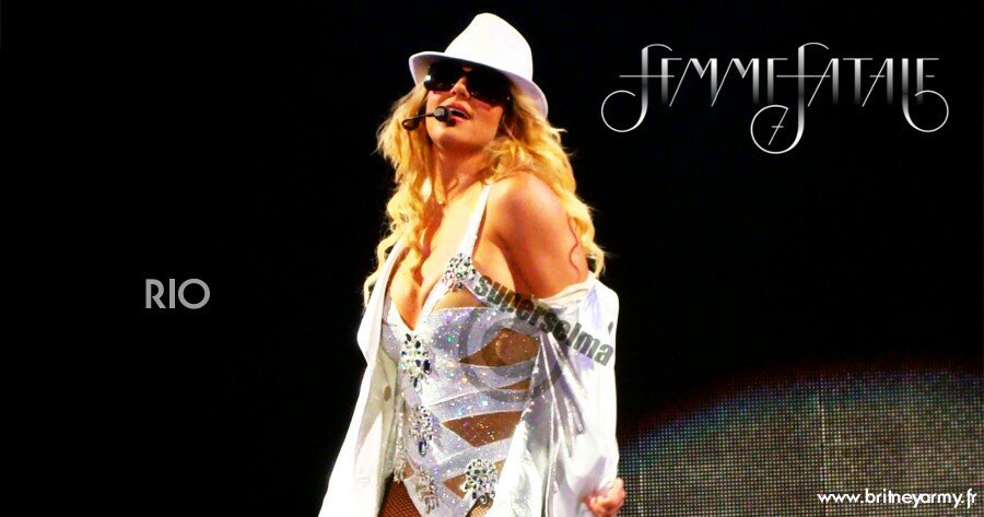 2011 - Femme Fatale Tour - Live From Rio (Full Show) 