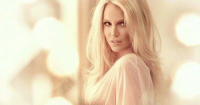 2014 - The Intimate Britney Spears Buttercup Collection