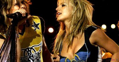 2001 - Britney Spears : Super Bowl XXXV