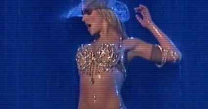 2011 - Queen Of Pop : Britney Spears